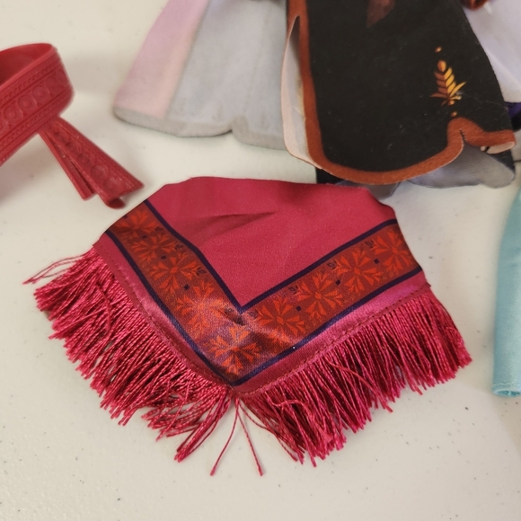 Disney Frozen Anna Elsa Clothing Lot Replacement Parts Belt Blanket Dress - Picture 2 of 7